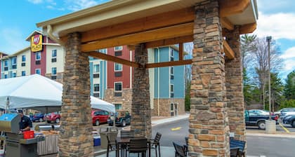 My Place Hotel - Marquette, MI