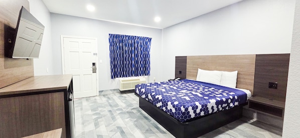 高級寢具、獨特裝修、書桌、熨斗/熨衫板