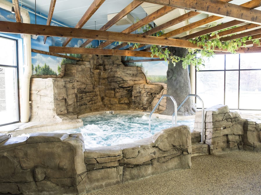 Tina de hidromasaje interior