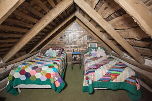 캐빈 (Clear Springs Log Cabin) | 3 개의 침실, 다리미/다리미판, 침대 시트