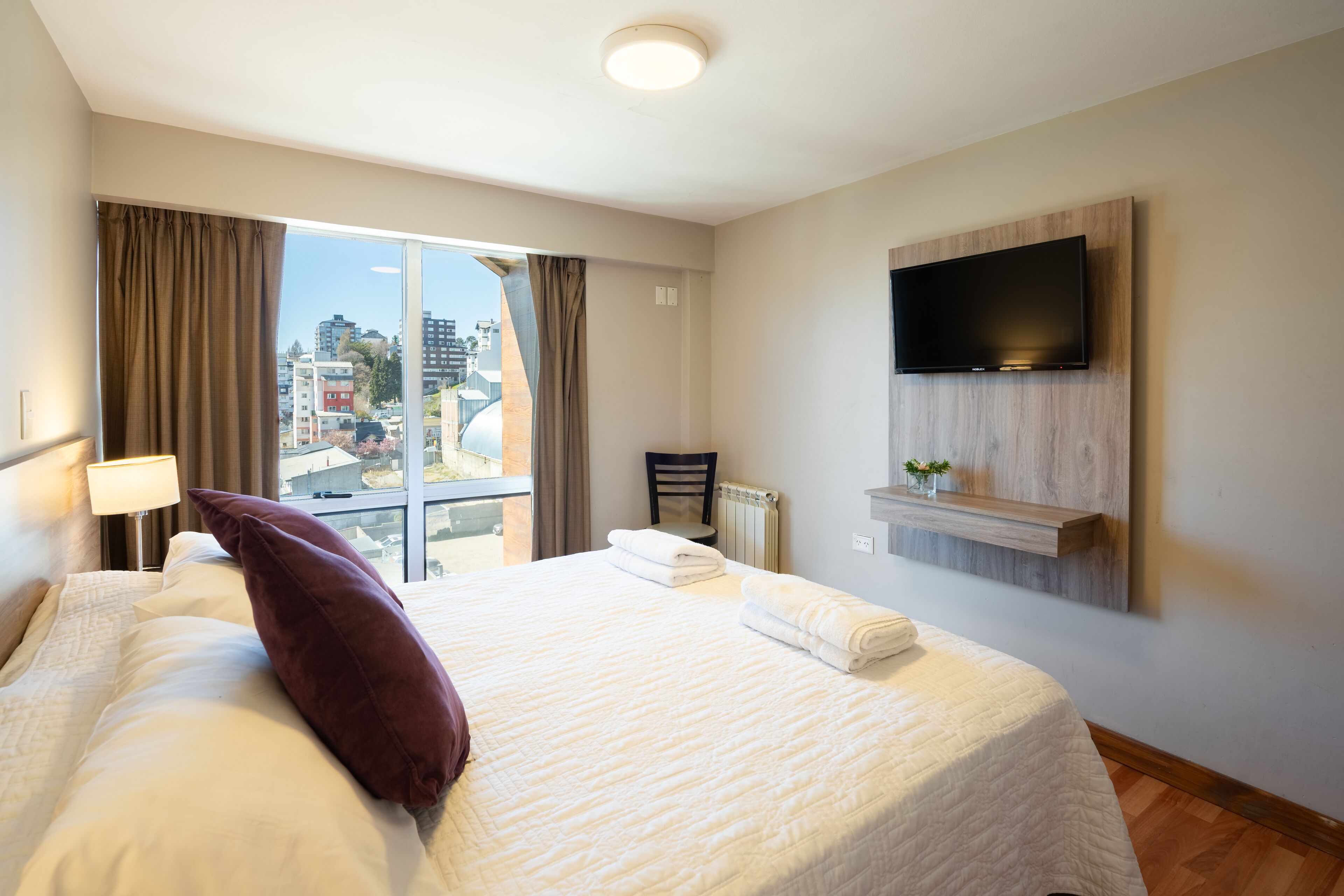 Photo - Lagos Andinos