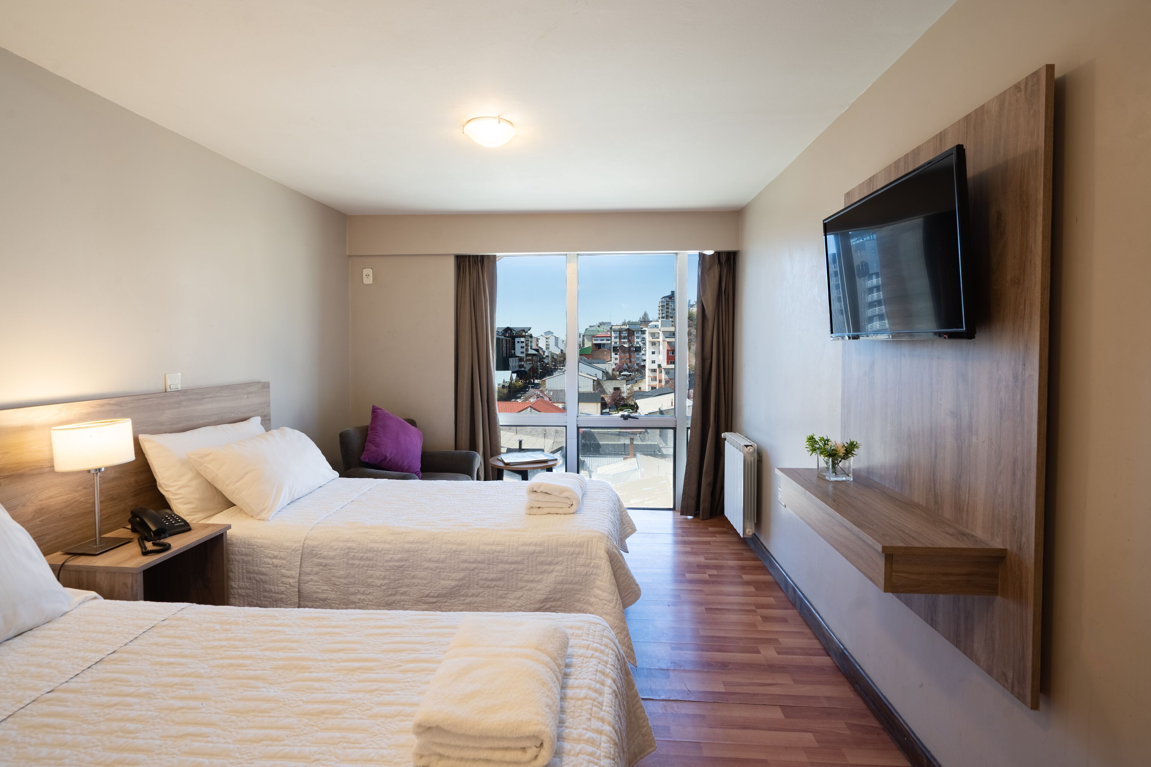 Photo - Lagos Andinos