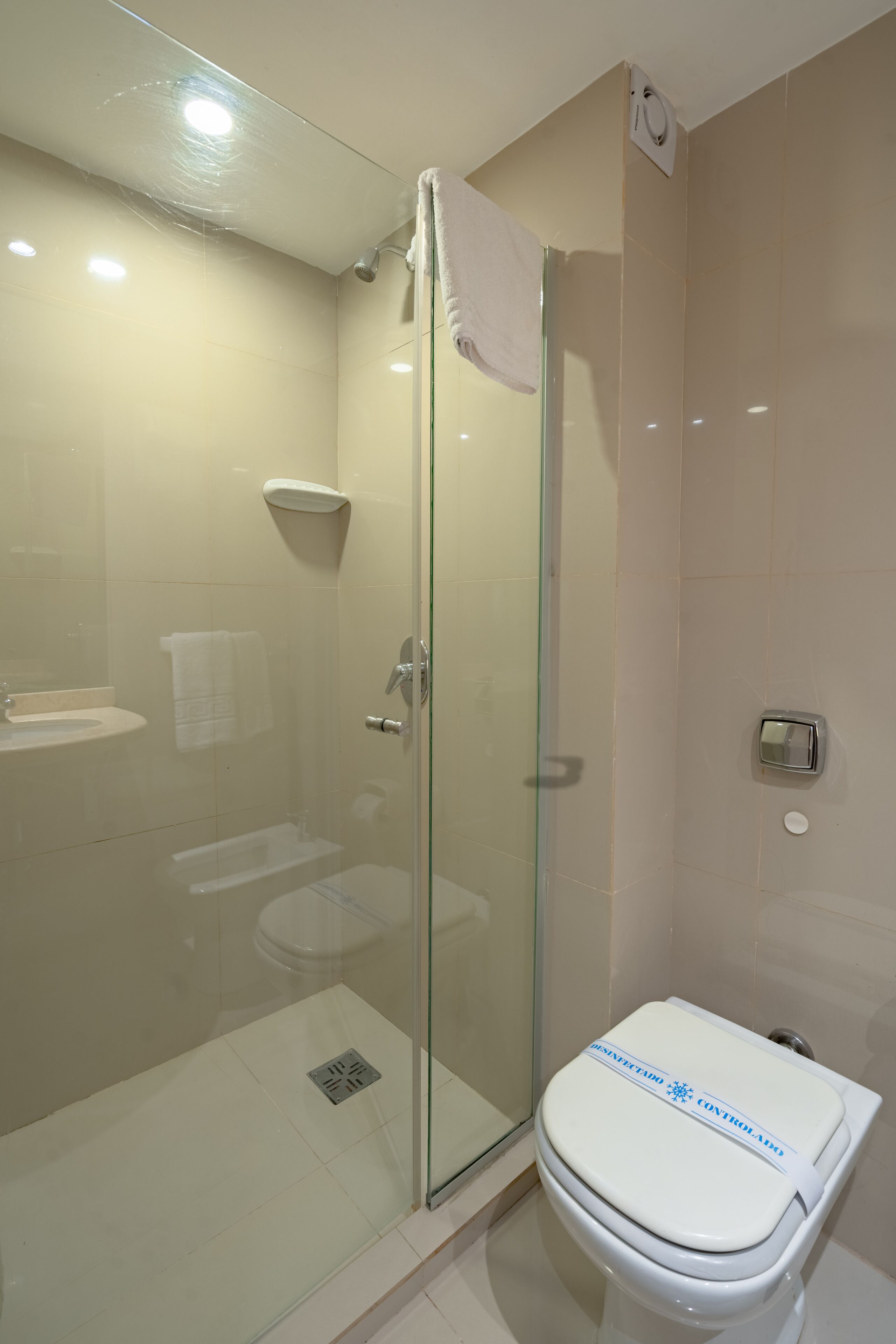 Photo - Lagos Andinos