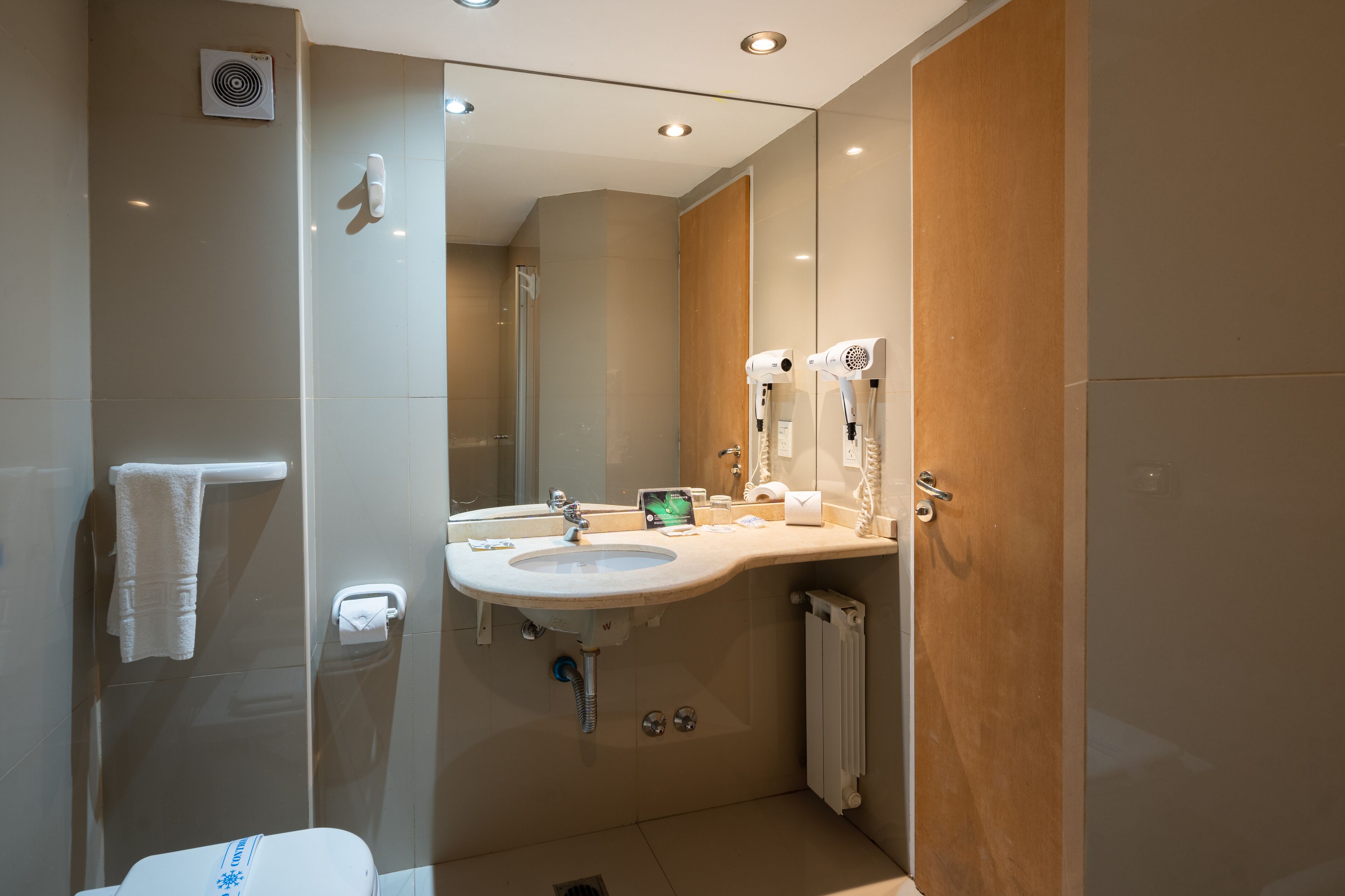 Photo - Lagos Andinos