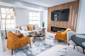 Luxury Townhome, 2 Bedrooms, Canal View | Living area - The Georgetown House (Washington)