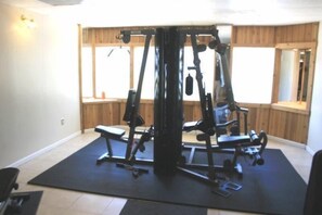 Condo, 2 Bedrooms | Gym