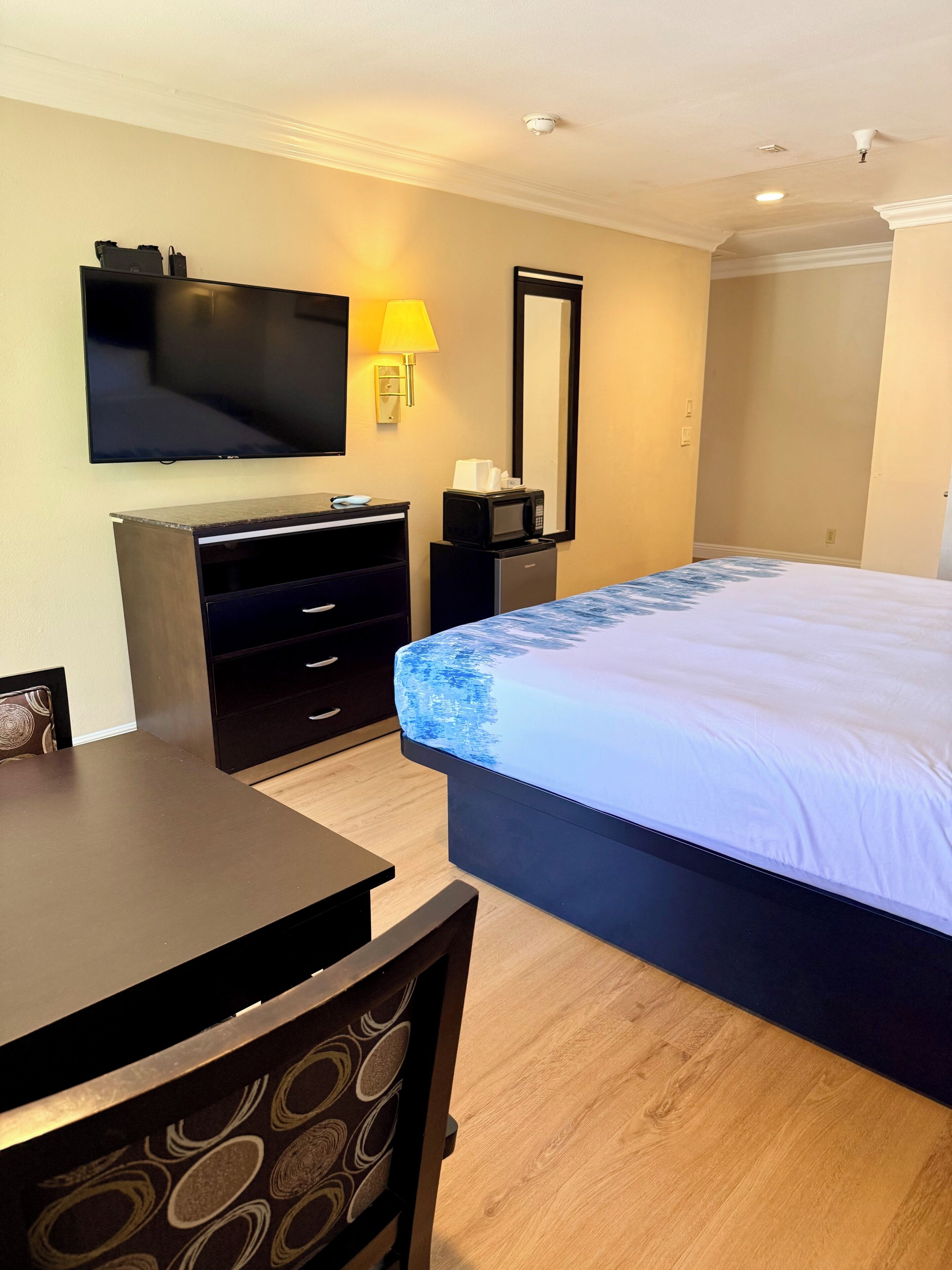 Room, 1 King Bed