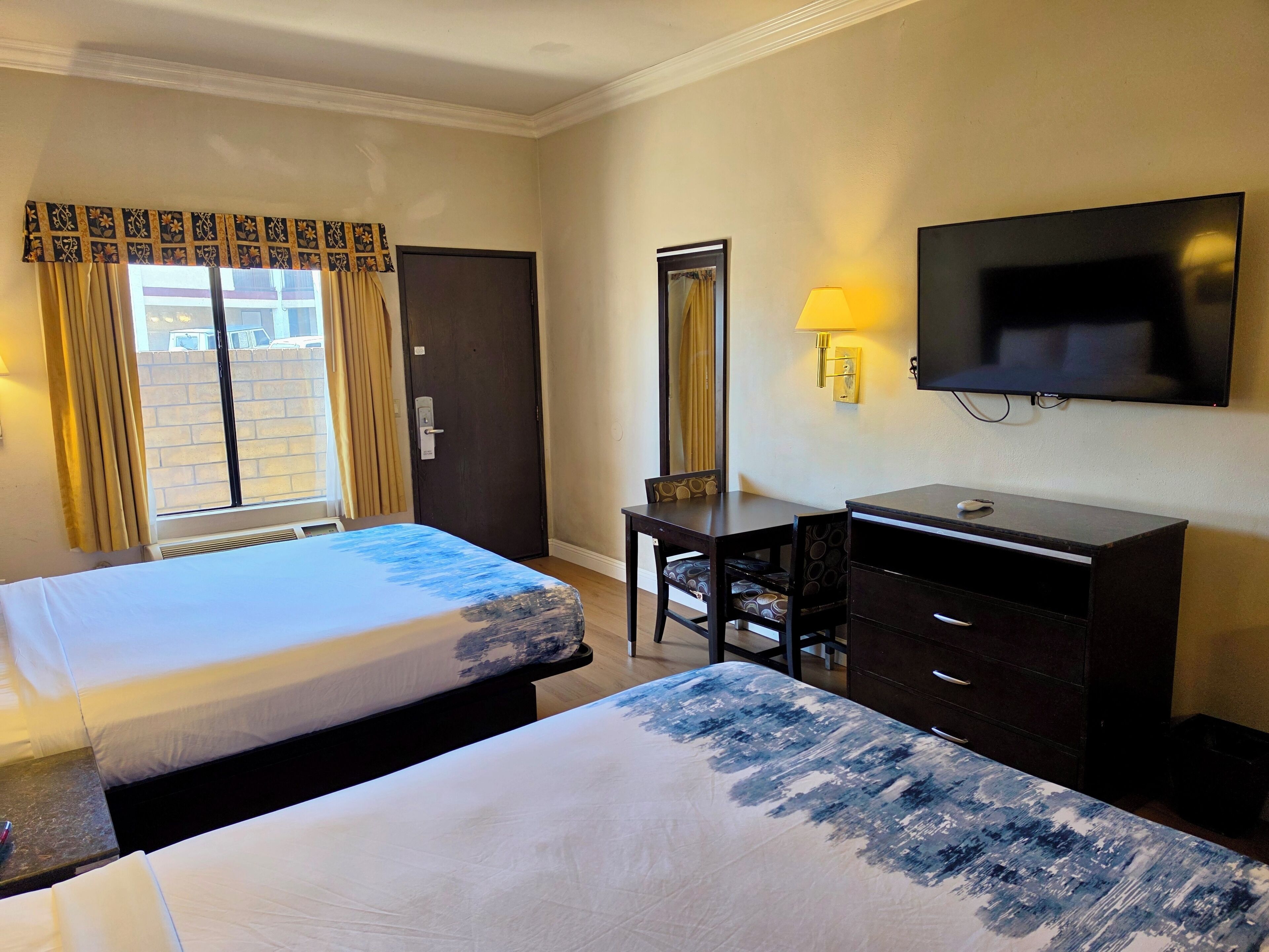 Double Room, 2 Queen Beds