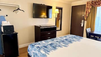 Desk, iron/ironing board, free WiFi