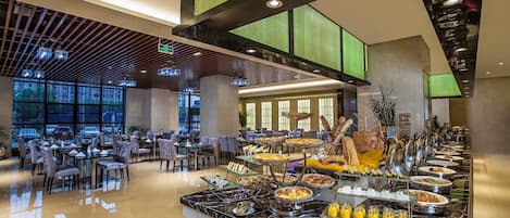 Petit déjeuner compris