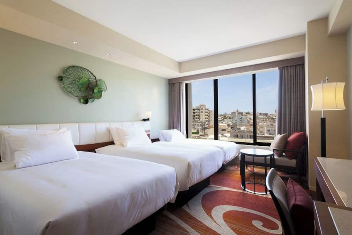 Habitación Deluxe, 2 camas individuales (1 Extra bed) | Ropa de cama de alta calidad y edredón