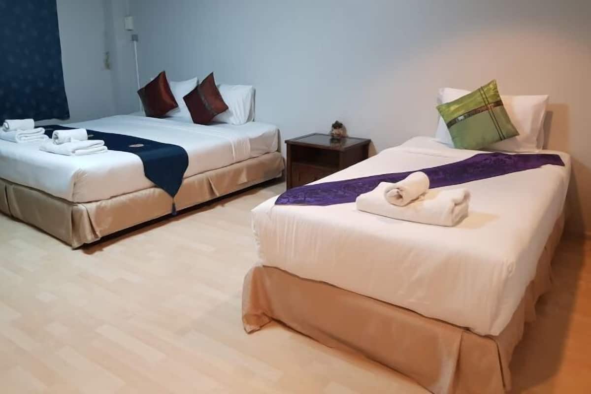 Desk, free WiFi, bed sheets