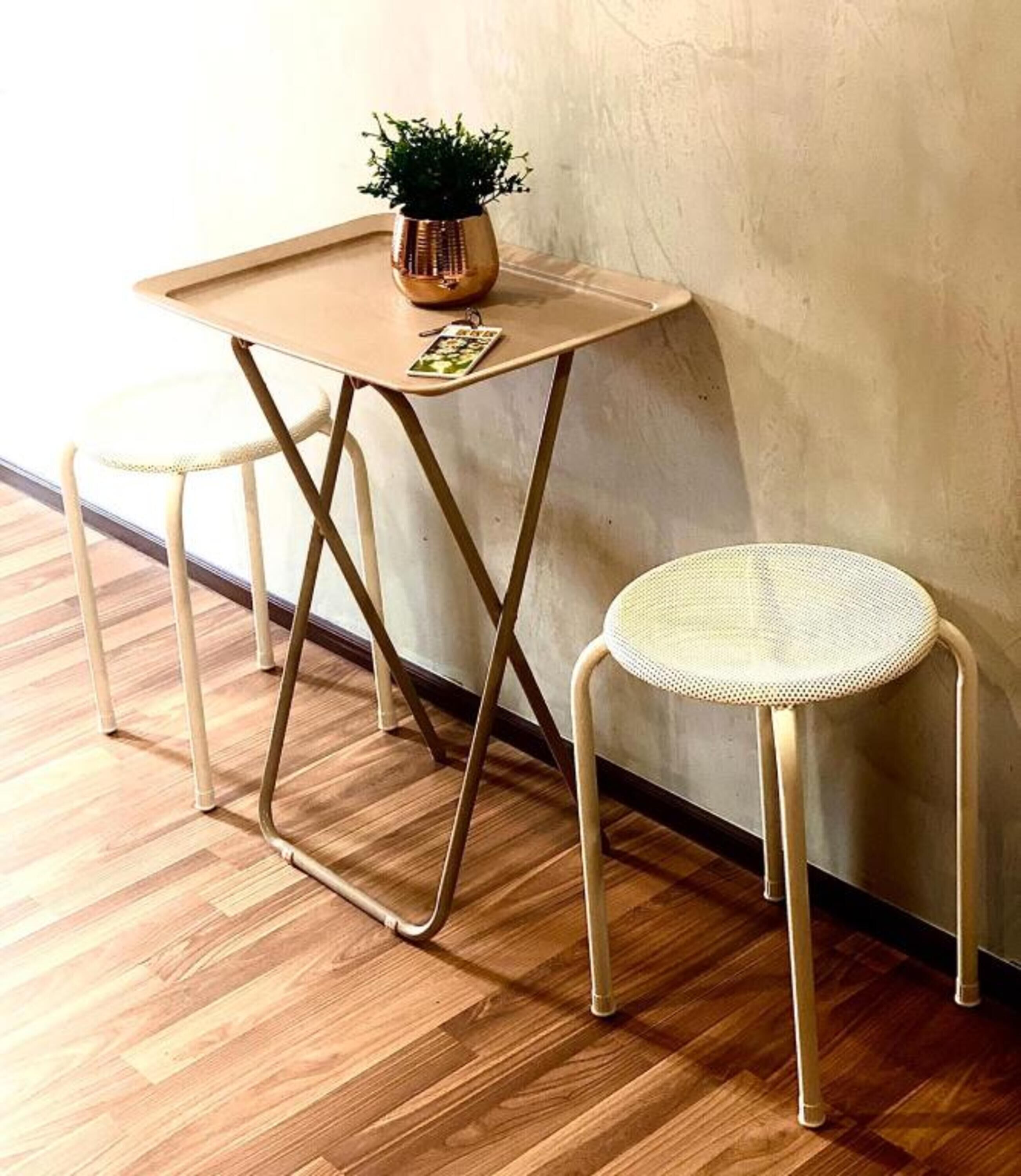 1 bedroom, desk, free wifi, bed sheets