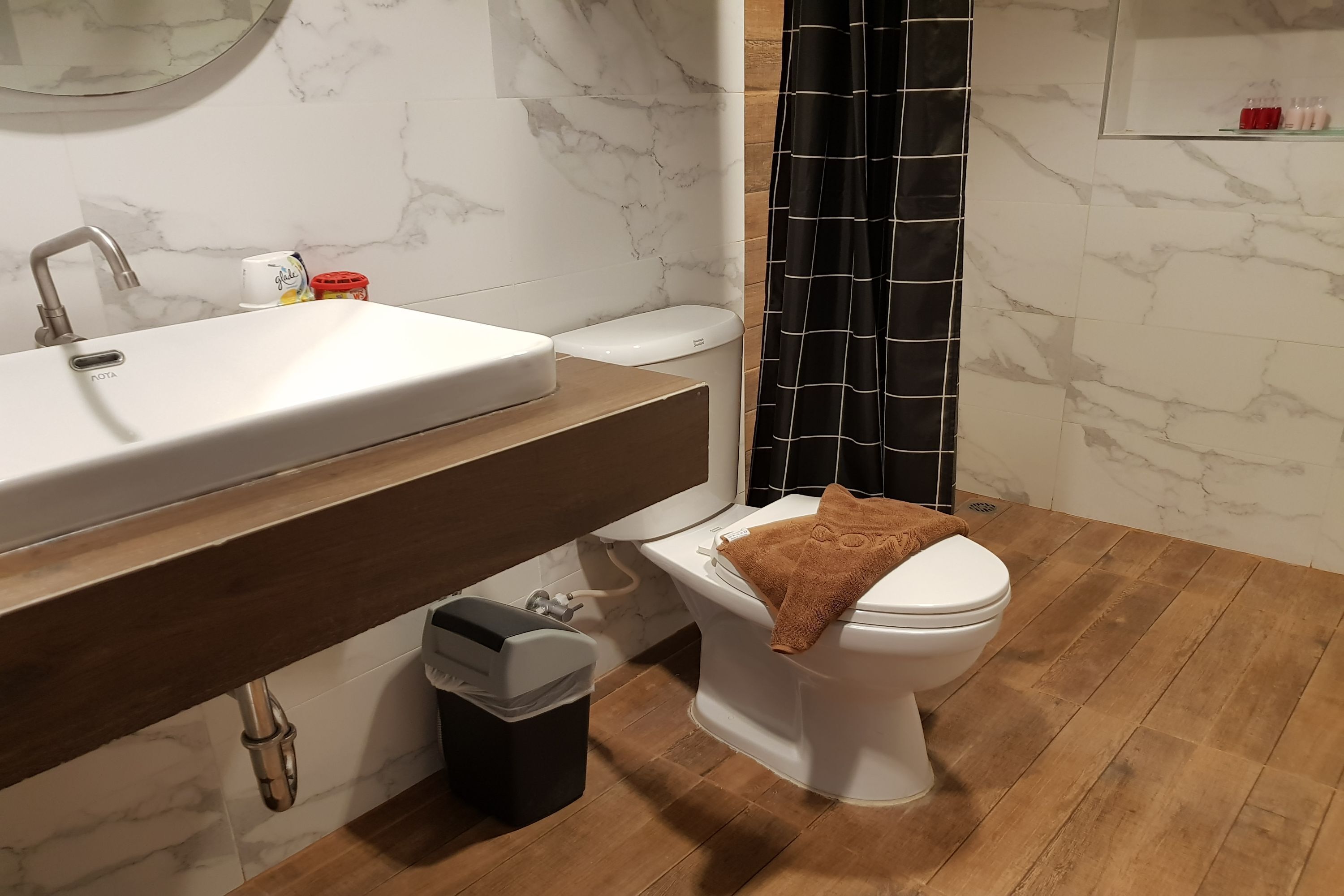 family room, private bathroom | bathroom | shower, free toiletries, towels