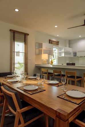 Casablue - 4 Bedroom Private Pool Villa | Phòng ăn