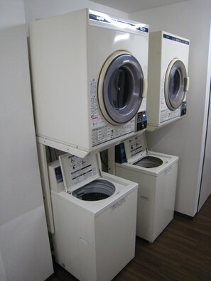 Laundry room - Eco Dogo - Hostel (Matsuyama)