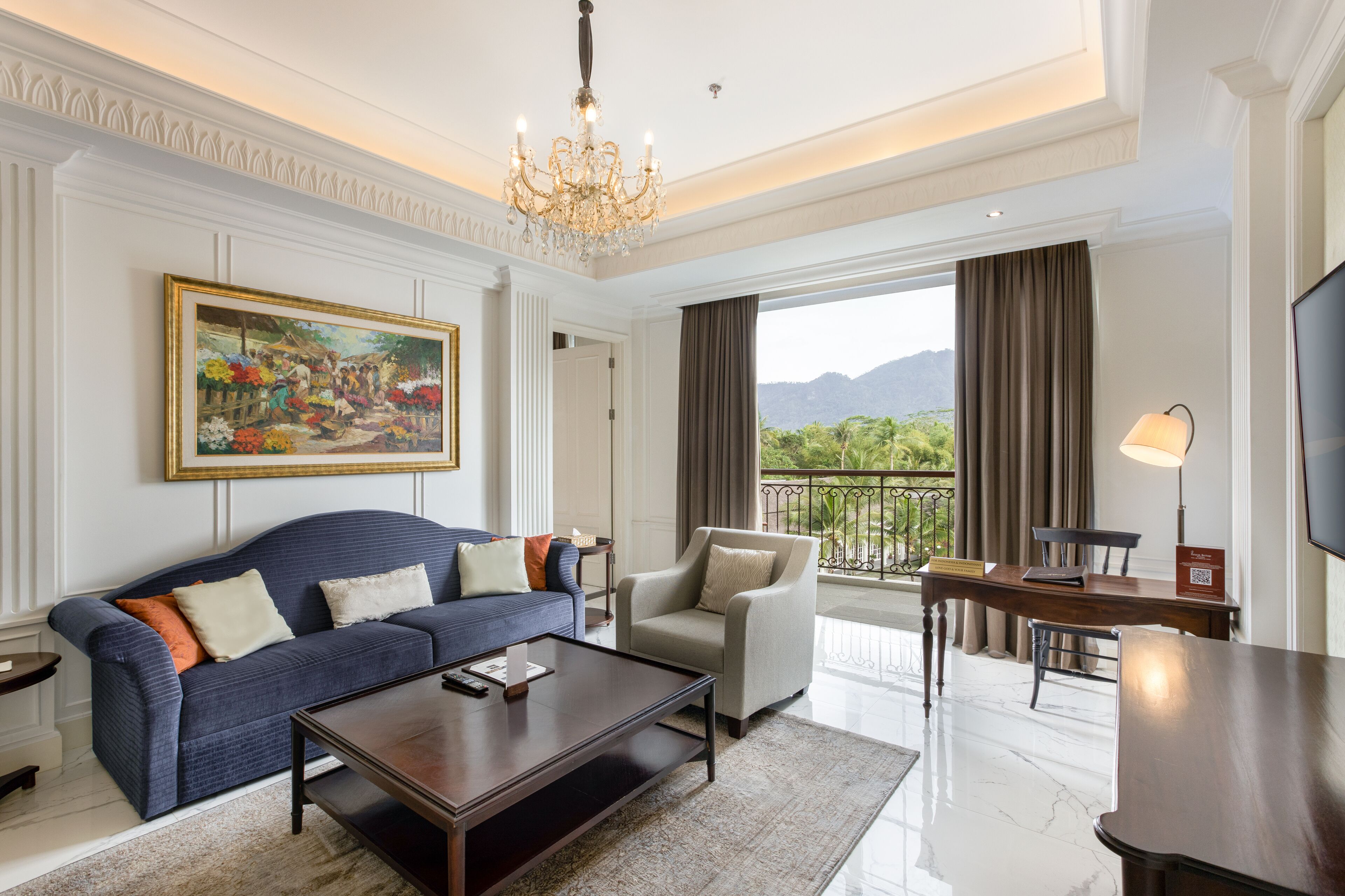 founder's suite, 1 king bed | living area | 42-inch led tv with cable channels, tv