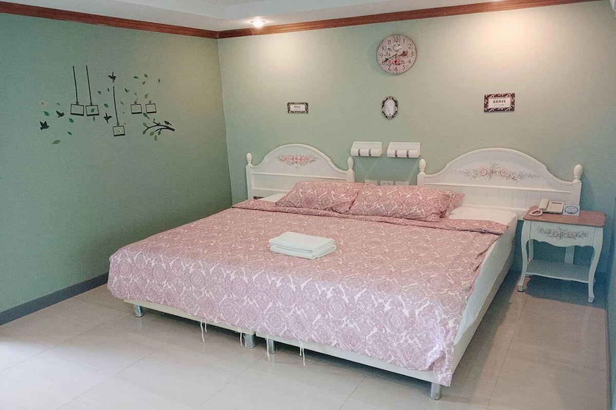 Standard Room | 1 bedroom, desk, soundproofing, free WiFi