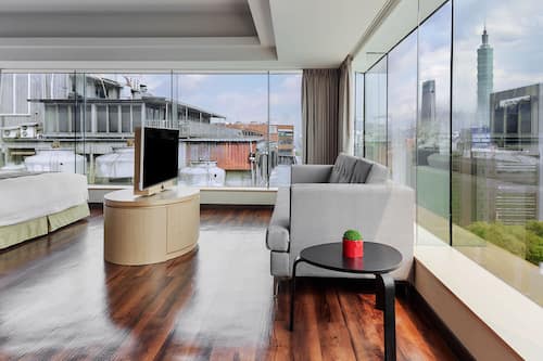 Panoramic Quadruple Room | View from room