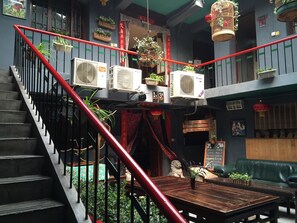Courtyard - Shuyuan Party Hostel (Xi'an)