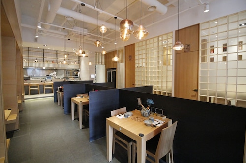 Empire Tourist Hotel