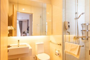 Doccia, asciugacapelli, asciugamani