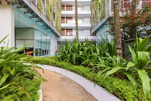 Exterior detail - Thanksgiving Serviced Residence (Singapore)