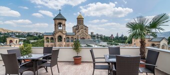 Liva Hotel