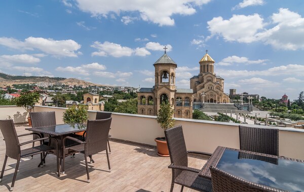 Liva Hotel - Tiflis