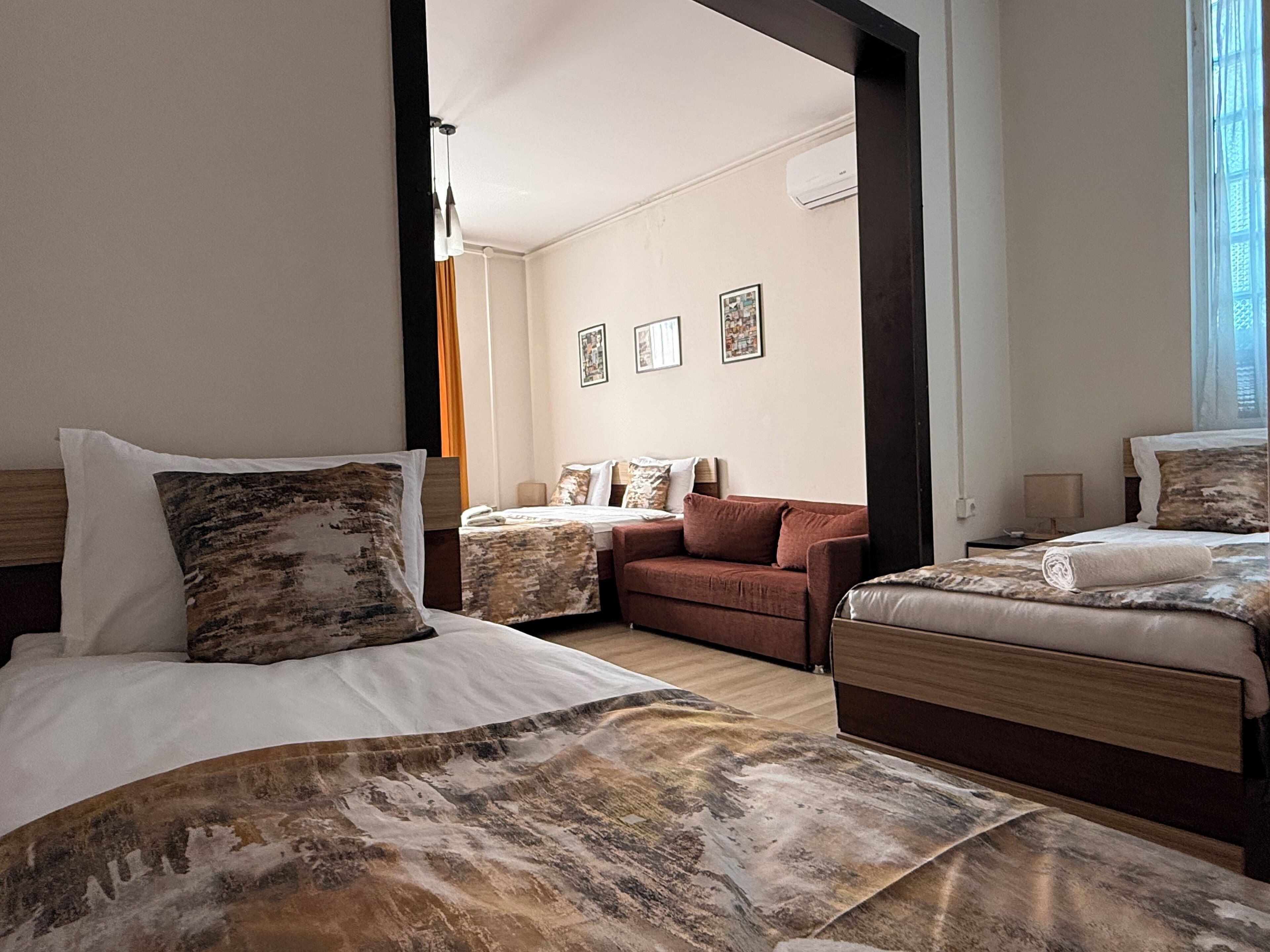 Family Room (3rd Floor) | Minibar, in-room safe, desk, blackout curtains