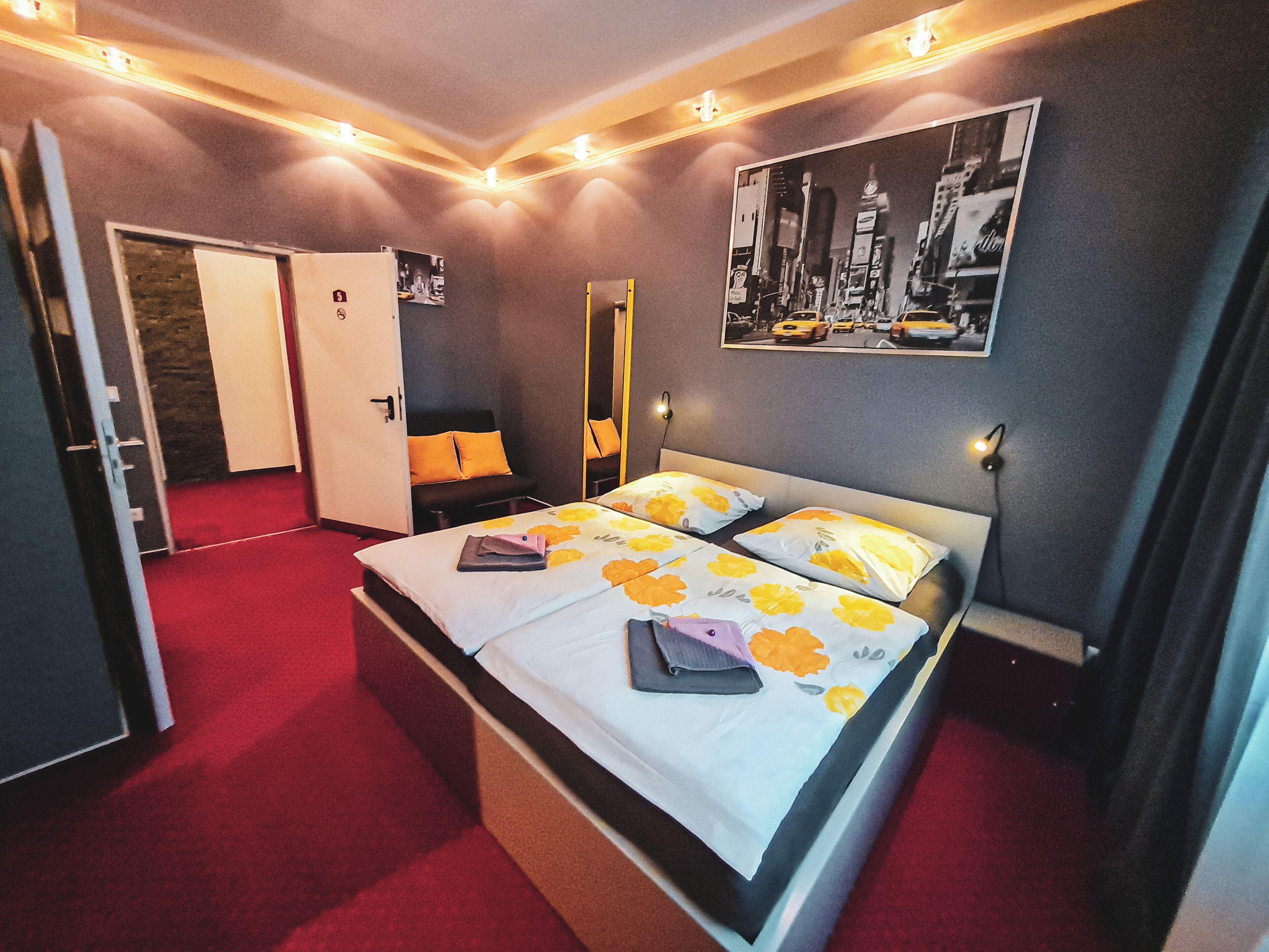 Cots/infant beds, free WiFi, bed sheets