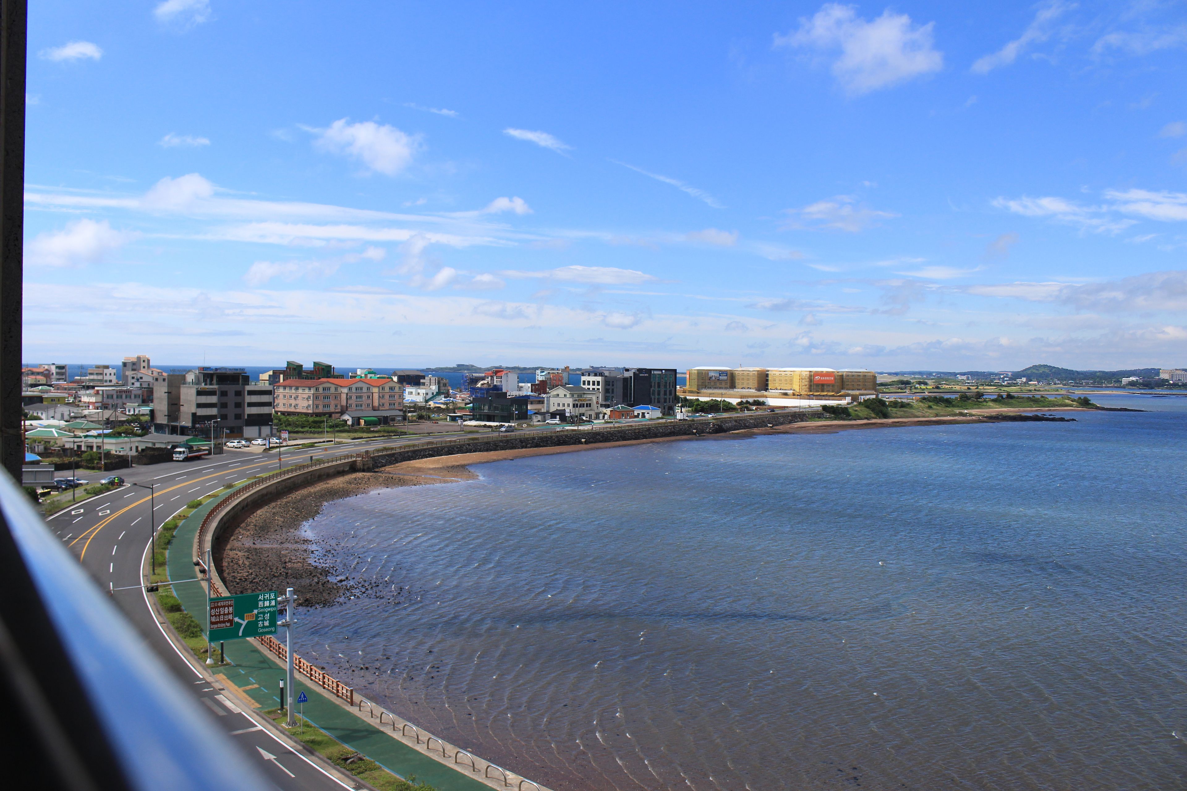 down duvets, soundproofing, free wifi, bed sheets