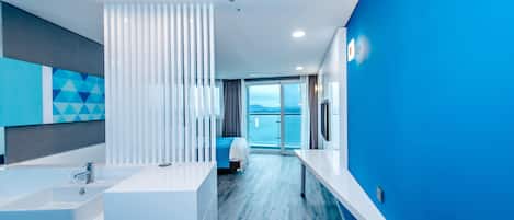 Doppia Executive, vista oceano | Bagno | Doccia, asciugacapelli, pantofole, bidet