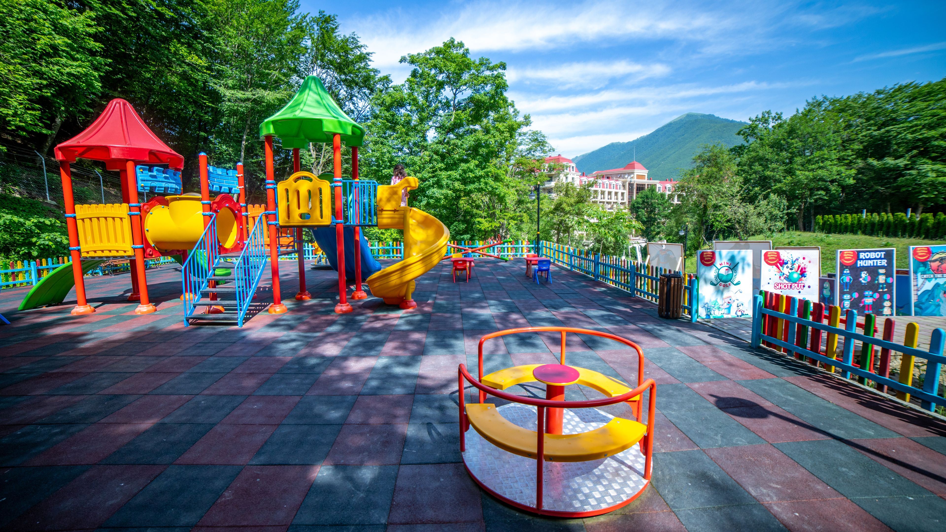 children’s play area – outdoor