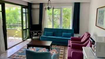 Minibar, in-room safe, free cribs/infant beds, free WiFi