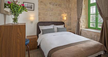 Malka Hotel
