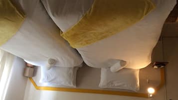 Twin Room, Bathtub | Free WiFi