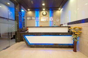 Reception hall - Hotel Amaltas International by Orion Hotels (New Delhi)