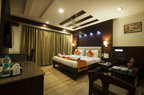 Executive Double or Twin Room | Premium bedding, in-room safe, desk, rollaway beds - Hotel Amaltas International by Orion Hotels (New Delhi)