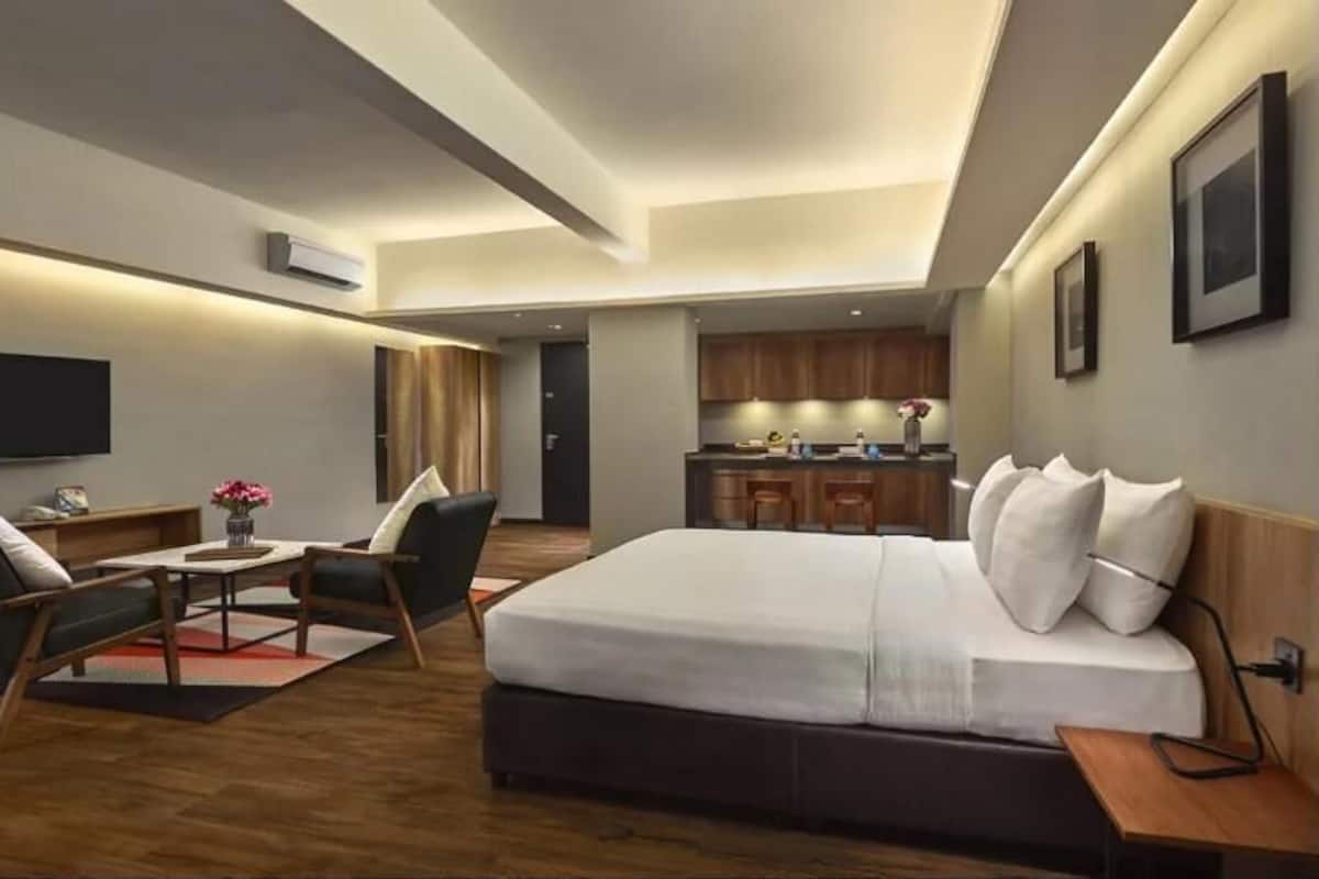 Safe på rommet, individuelt innredet og skrivebord