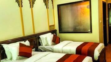 Desk, free rollaway beds, free WiFi