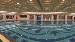 Indoor pool - Malachite Hotel Dongguan (Dongguan)