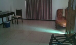 Habitación familiar | Zona de estar | Una televisión