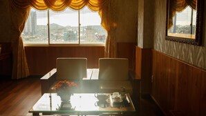 Suite | Oppholdsrom