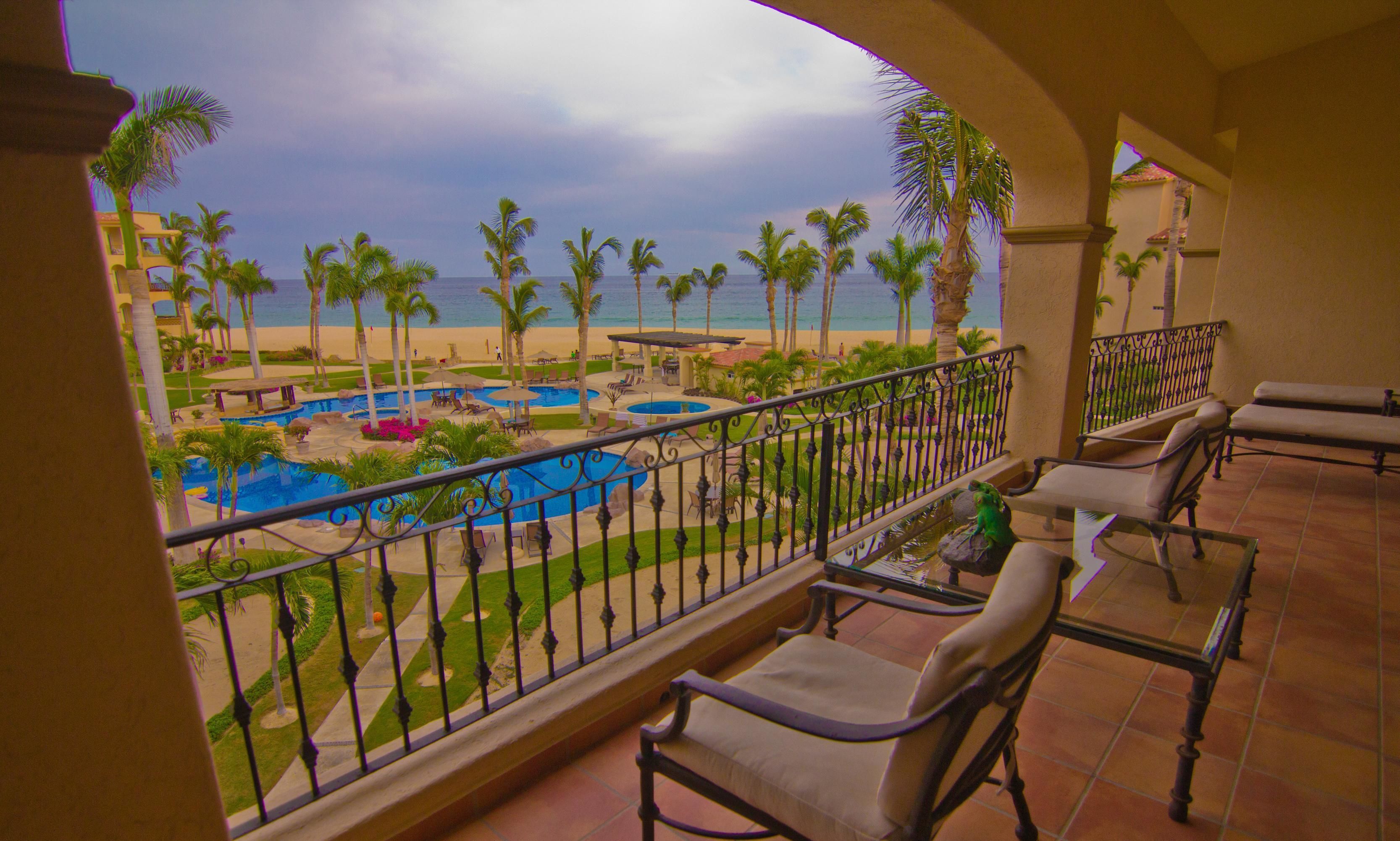 Condo de diseñador, 3 habitaciones, vista al océano, frente al mar | Terraza o patio