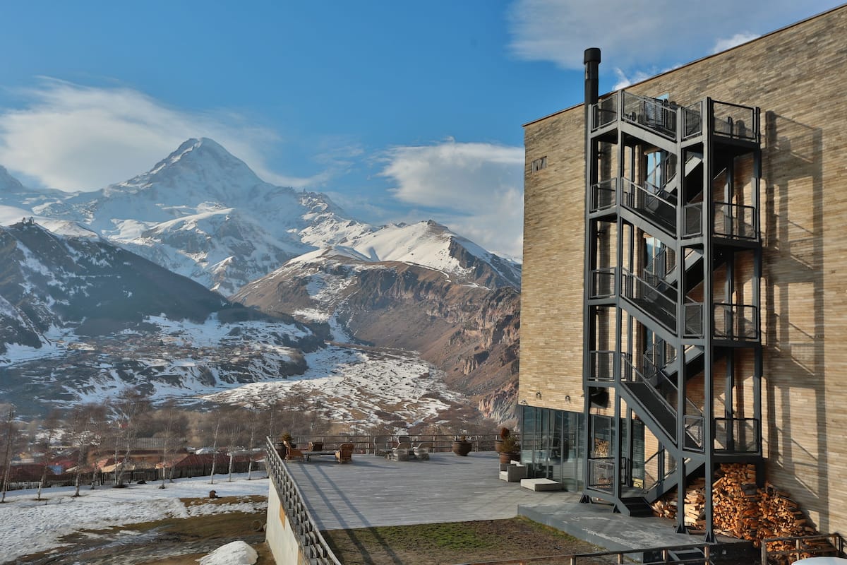 executive room mount kazbegi view | terrace/patio
