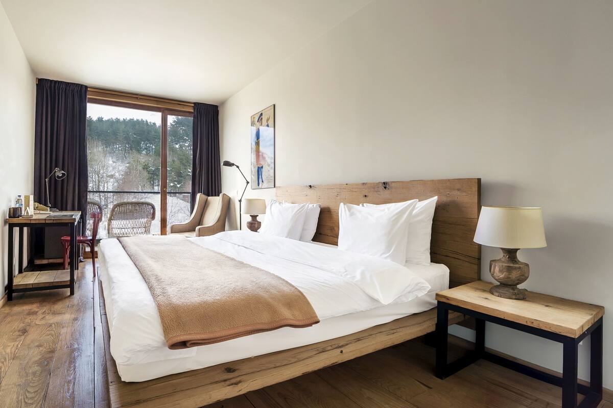 double room (forest view) | desk, rollaway beds, free wifi, bed sheets