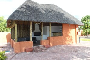 Terrace/patio - Kessas Holiday Home (Maun)