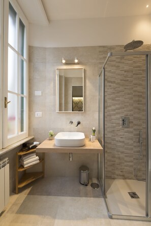 Chambre Triple | Salle de bain