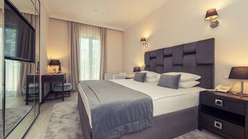 Superior Room, City View | Premium bedding, minibar, in-room safe, desk